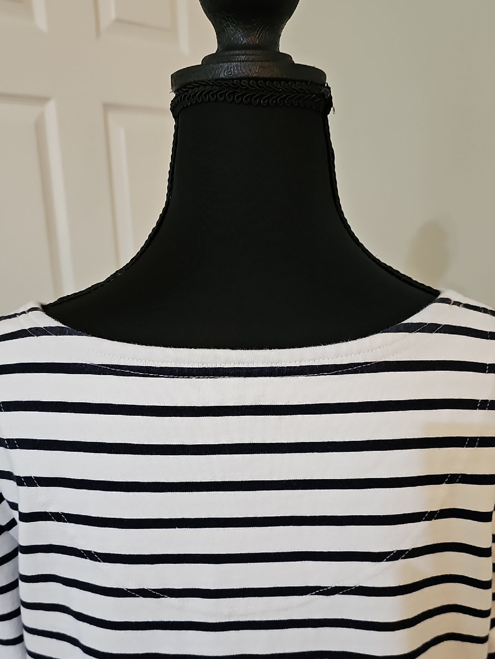 Dress - Picture 9 of 16